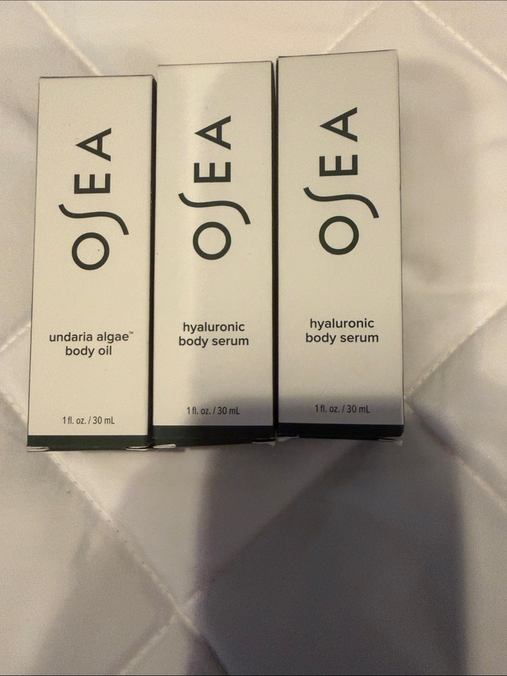 Osea Hyaluronic Body Serum & Undaria Algae Body Oil – White